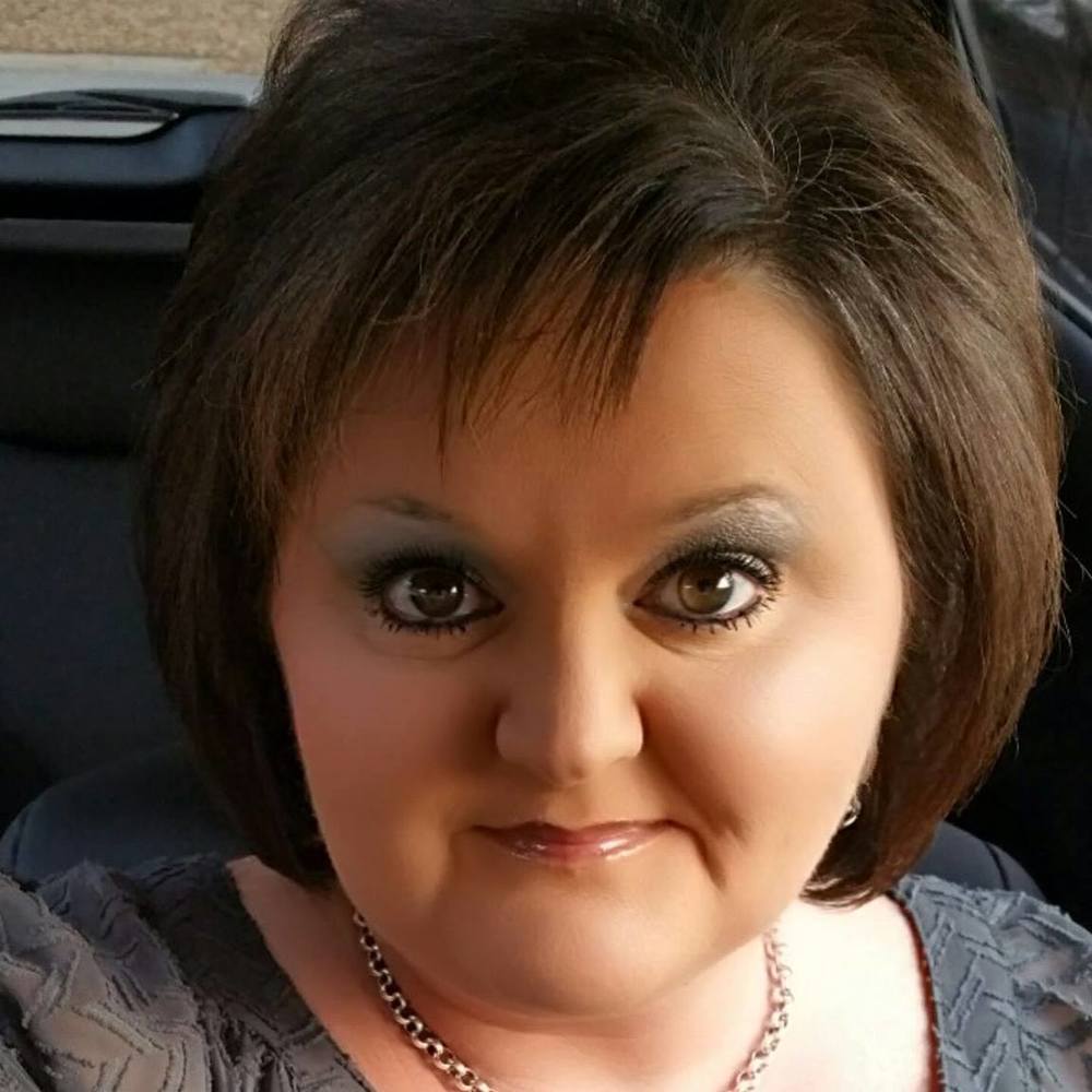 Meet your Posher, Valarie